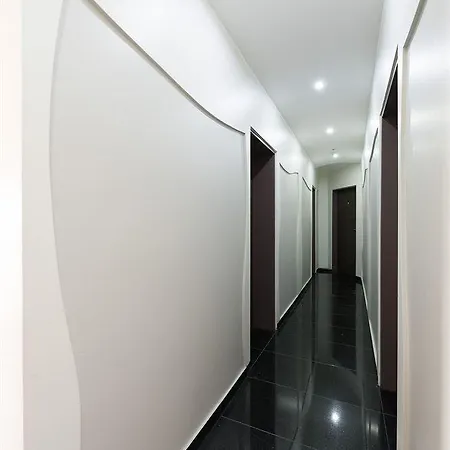 Buergerhofhotel 3* קלן