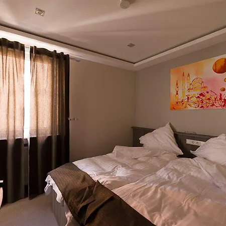 Buergerhofhotel מלון