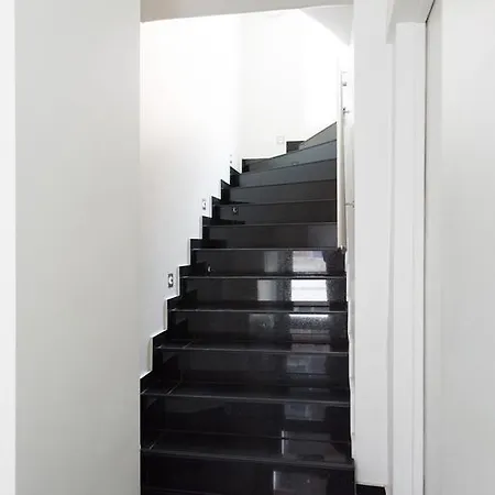 Buergerhofhotel מלון 3*