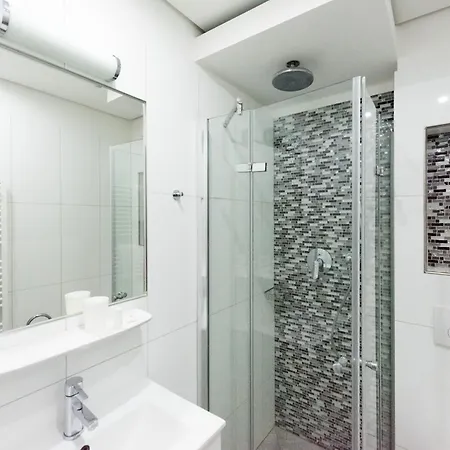 Buergerhofhotel מלון